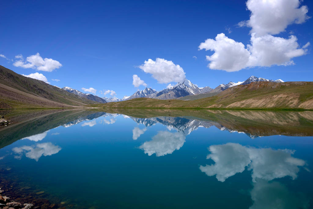 Chandratal Lake Spiti Valle